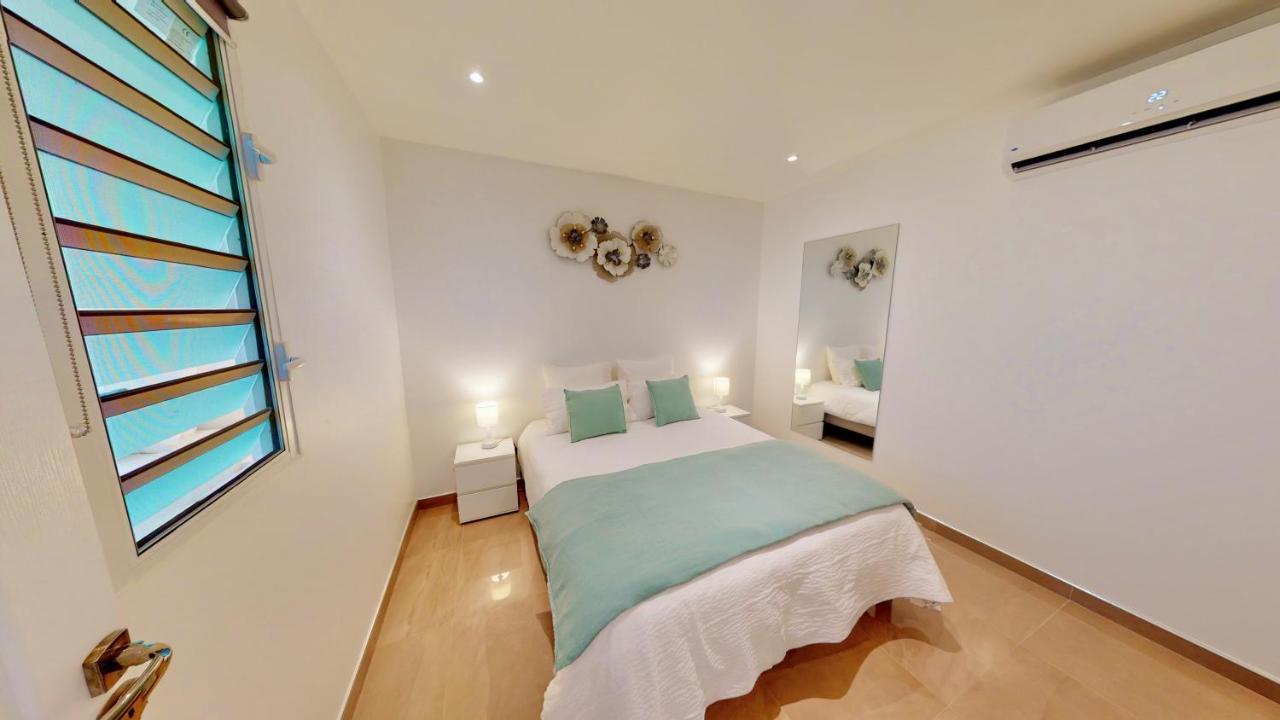 Apartamento Les Lauriers - Piscine Sur Le Toit - Anse Marcel Exterior foto